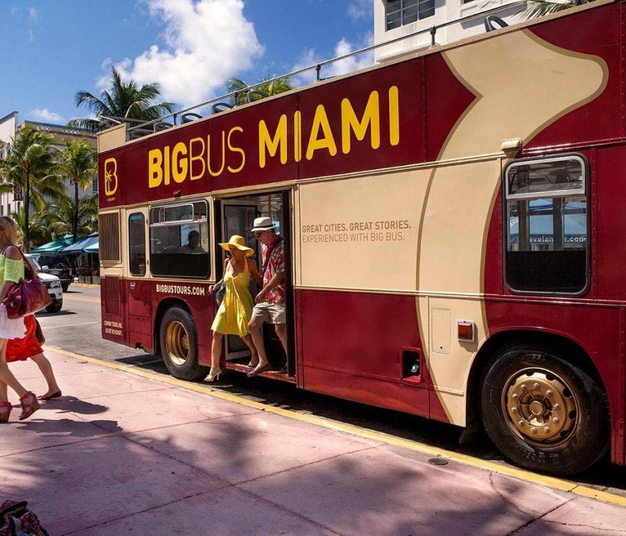 Ostello On A Budget - Free Dinner -coffee - Tea - Every Day-female Only Dorms - Men Only Dorms - Under New Management Miami